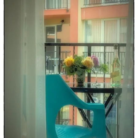 Sunny View Apartment